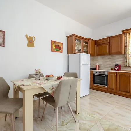 Kapris House Lägenhet *